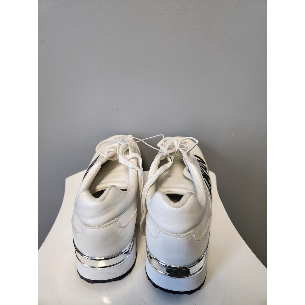NWOT DKNY Athletic Sneakers White Size 11 - Picture 3 of 7